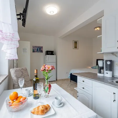 Paradiso In - Istrien 3*