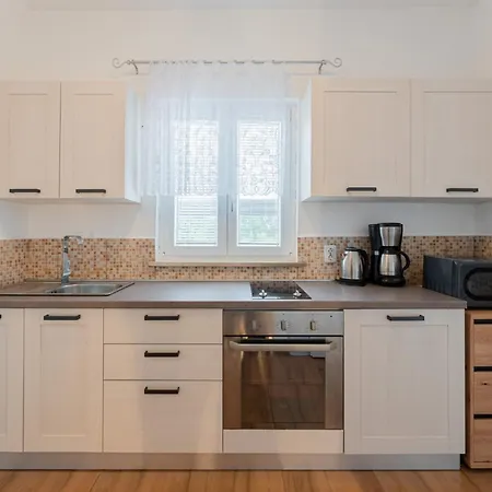 Paradiso In - Istrien 3* Plomin