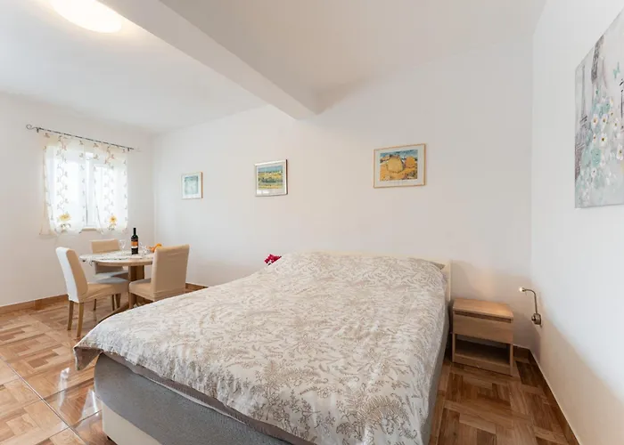 Gostinjska kuća Paradiso In - Istrien 3*