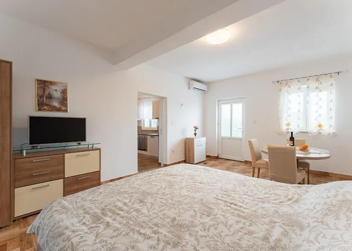 Paradiso In - Istrien 3*