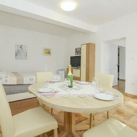 Paradiso In - Istrien Guest house Plomin