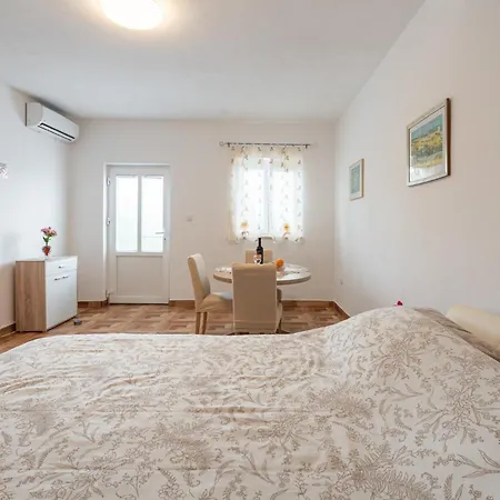 Paradiso In - Istrien Penzion 3*